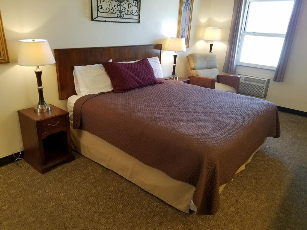 West Plains Motel Экстерьер фото