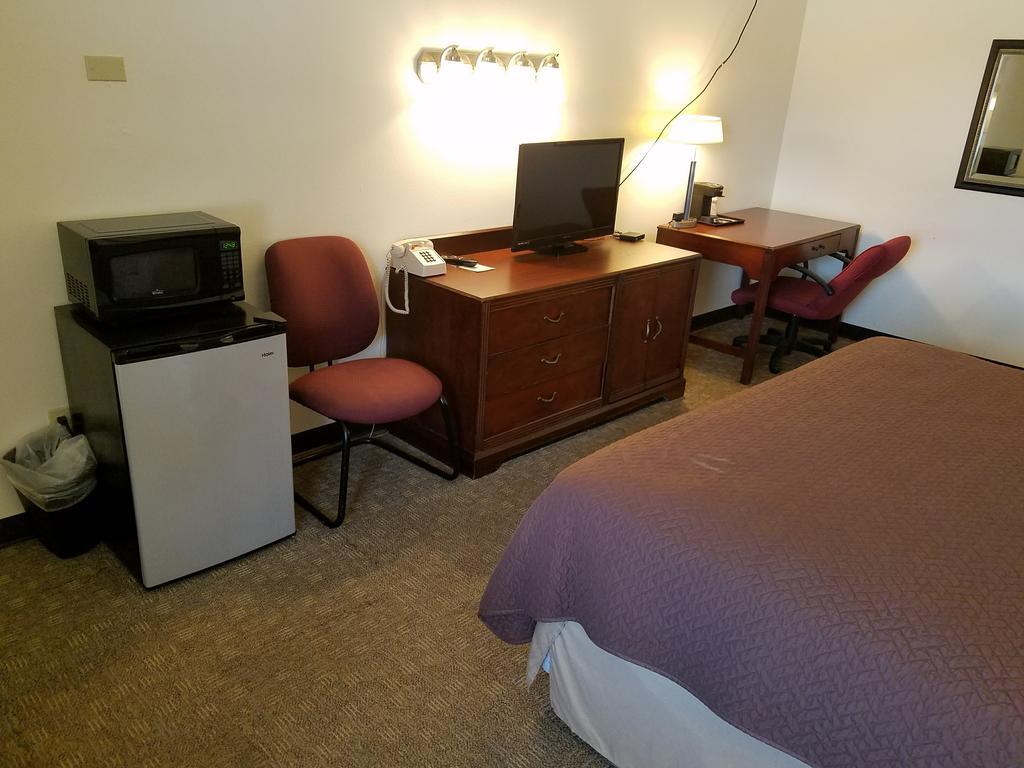 West Plains Motel Экстерьер фото