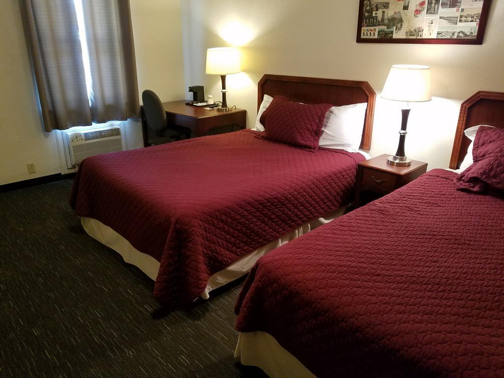 West Plains Motel Экстерьер фото