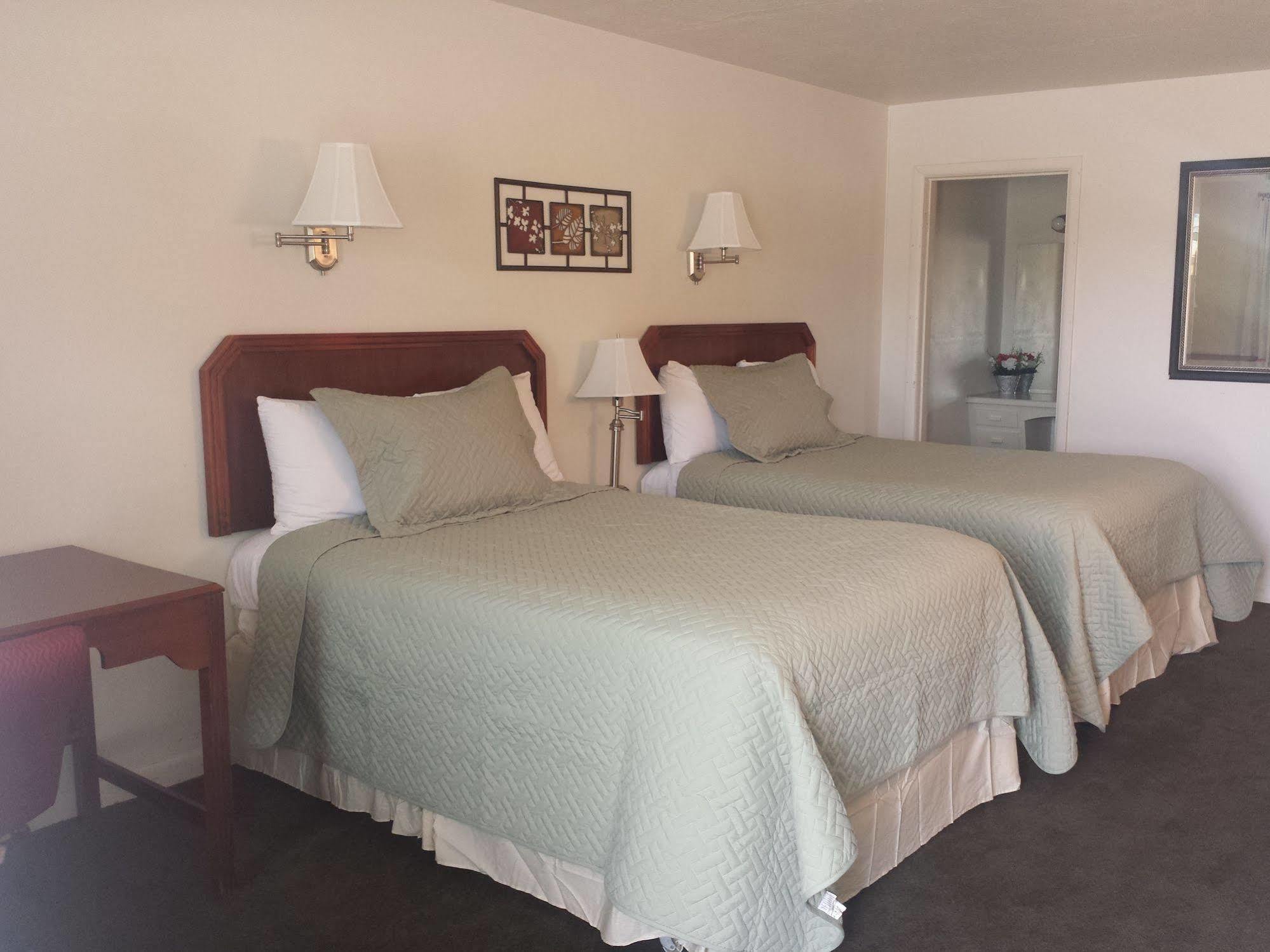 West Plains Motel Экстерьер фото