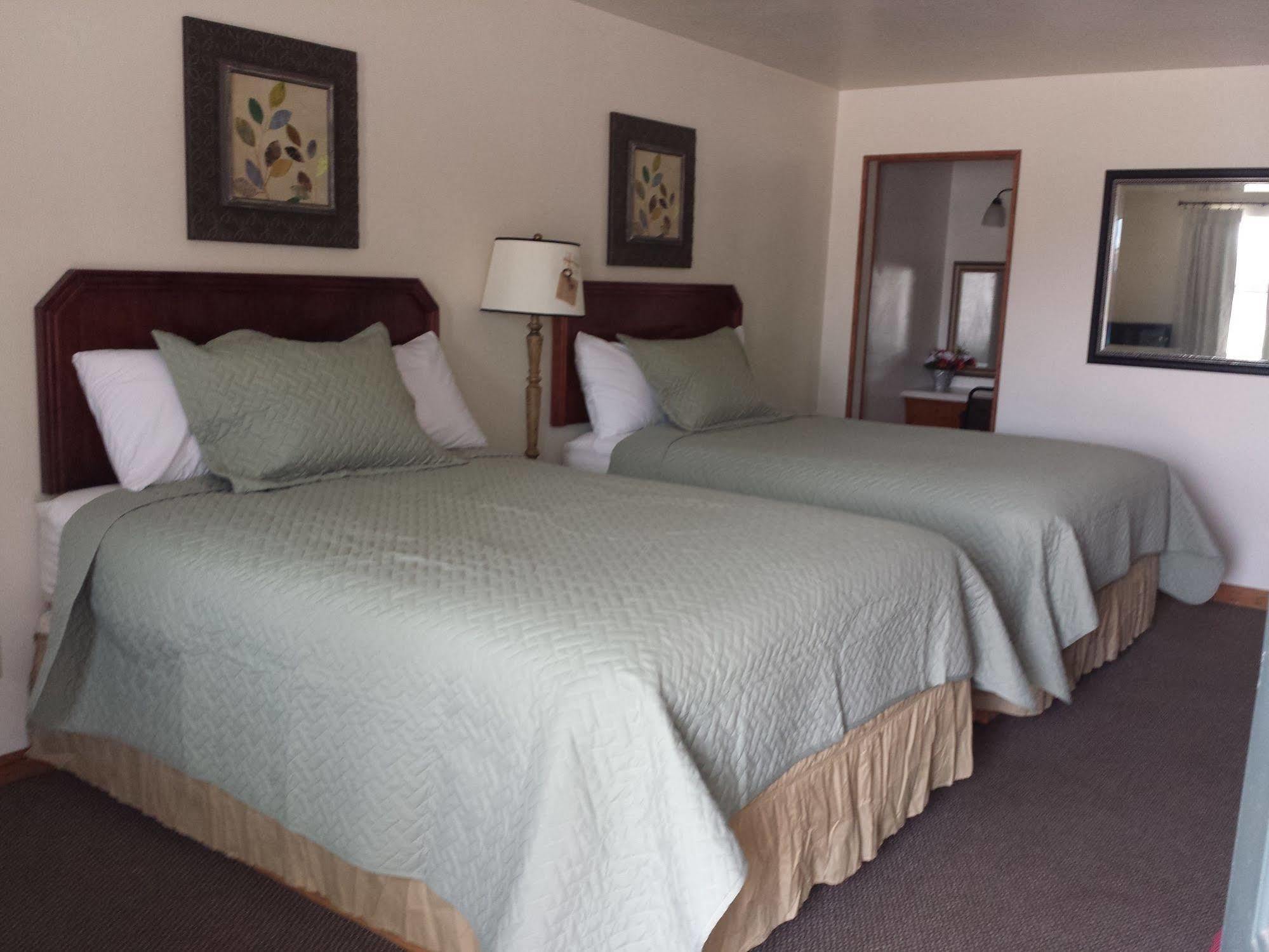 West Plains Motel Экстерьер фото